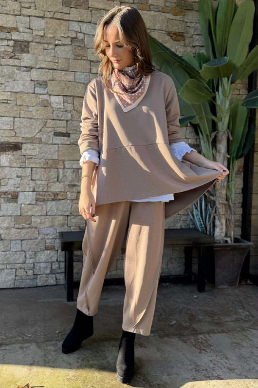 Sola Smart Tech Split Back Peplum Top Mocha /15=